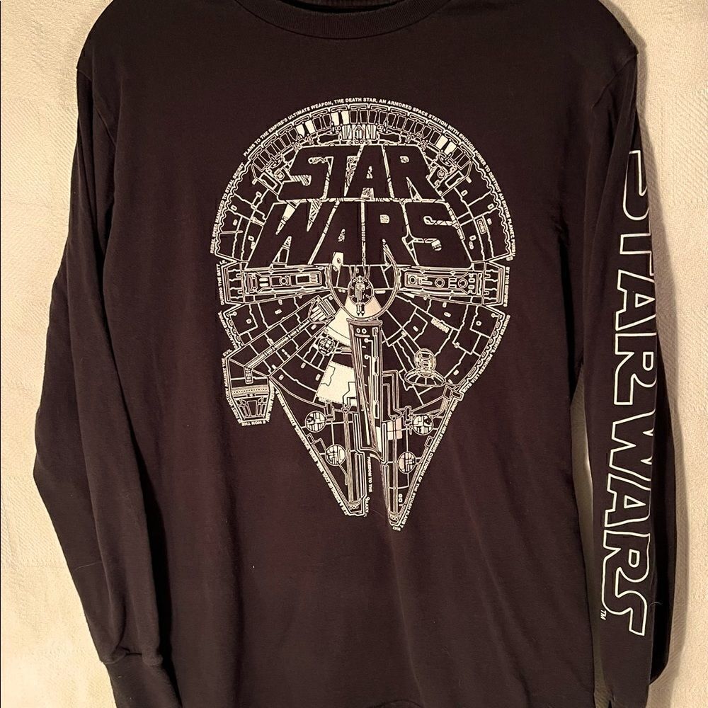 Star Wars Millennium Falcon Long Sleeve Black T-Shirt  Sz Small.